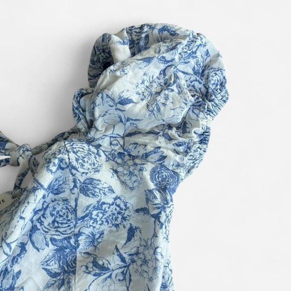 Altar'd State Blue and White Floral Crop Top - Picture 3 of 8